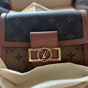 Louis Vuitton Mini Dauphine